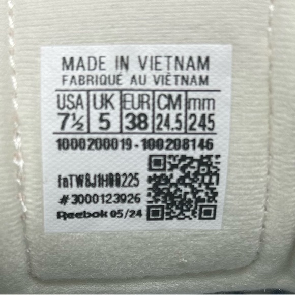 Reebok Club C Grounds Sneaker (Women) 7.5 - Picture 6 of 7